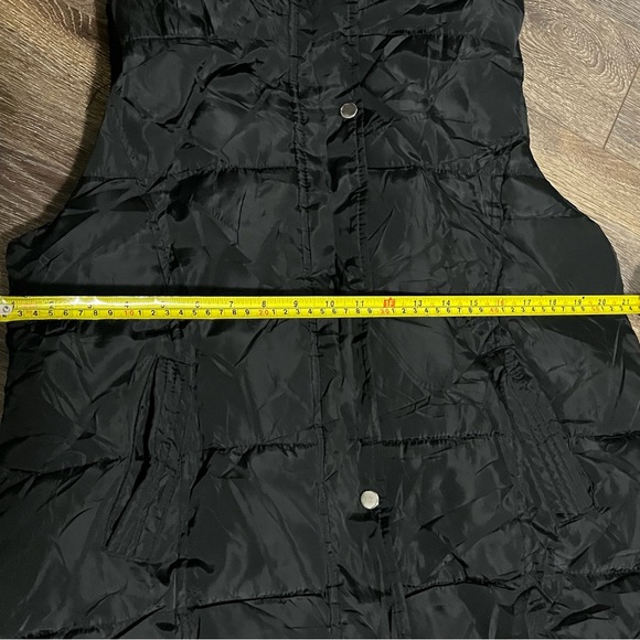 Ladies Long Black Puffy Vest - Picture 5 of 9
